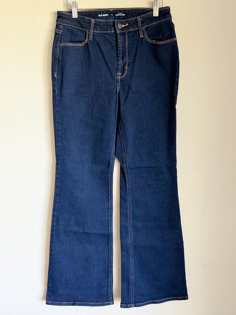 Old Navy High Rise Wow Flare Jeans, Dark Wash, Sz 6